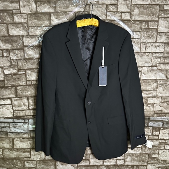 NWT Tommy Hilfiger Sports Jacket Size 42